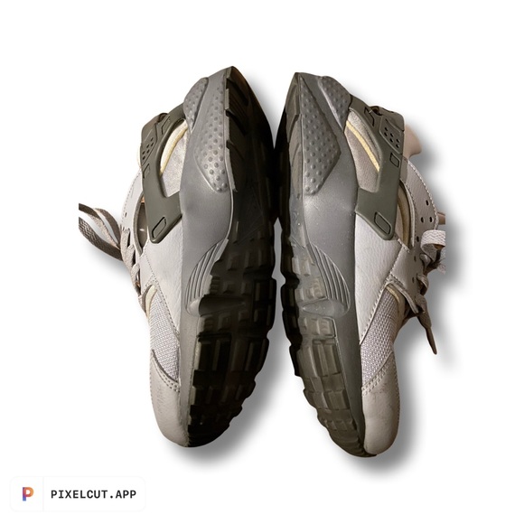 Grey Nike Huaraches - Picture 4 of 5